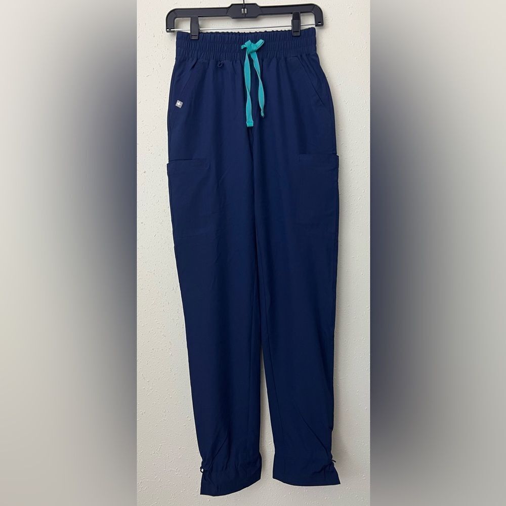 New Figs SAUMER HIGH WAISTED FIONLITE JOGGER SCRUB PANTS Size XXS
